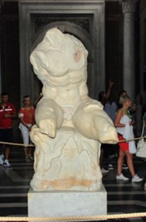 Torso de Belvedere en los Museos Vaticanos
