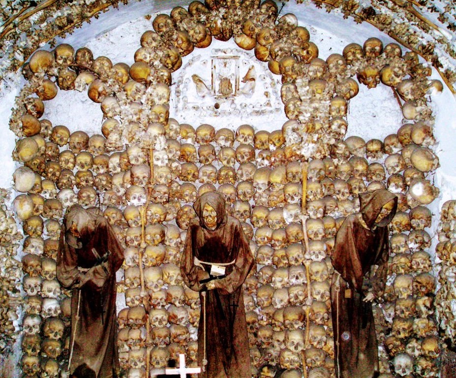 Iglesia de Santa María de la Concepción y la cripta de los Capuchinos |  Roma - Experiencias Viajeras