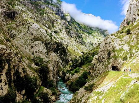 Inicio de la Ruta del Cares en Asturias