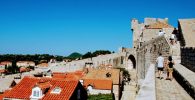 Recorriendo las impresionantes murallas y fuertes de Dubrovnik