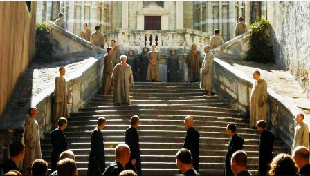 Paseo de la Vergüenza, en las escaleras de los jesuitas en Dubrovnik